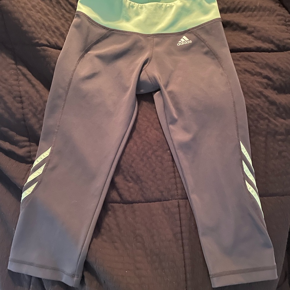 adidas Girls' Gray and Mint Cropped Leggings
